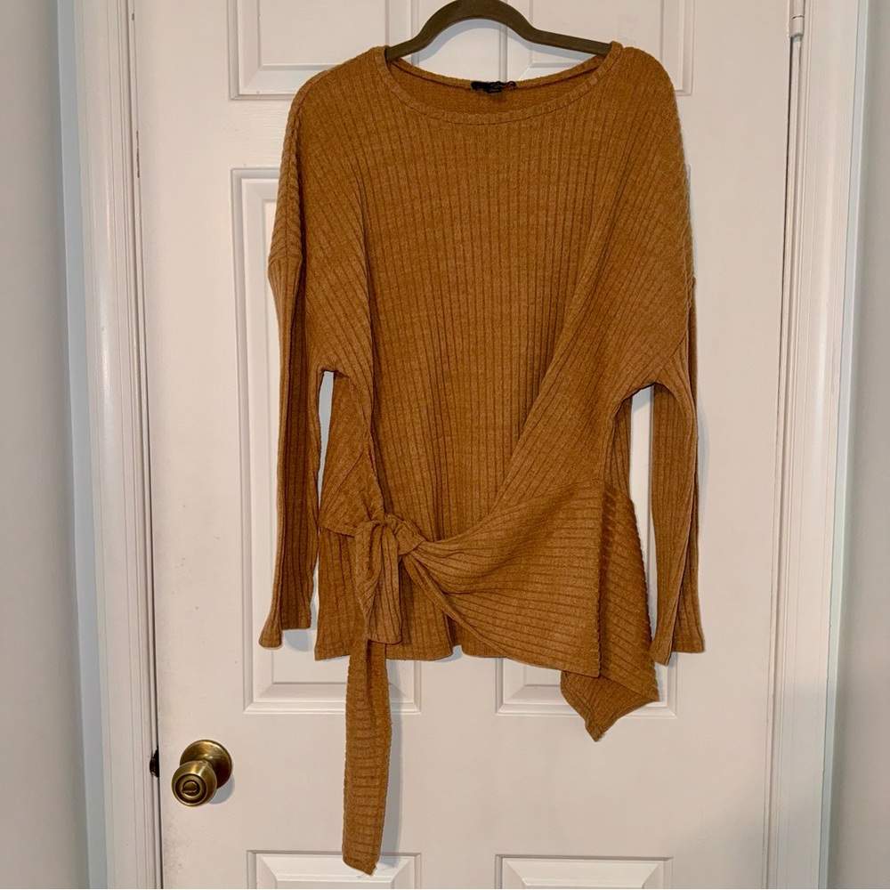 Suzanne Betro Tan brown Ribbed asymmetrical Sweater Tie Detail 1X